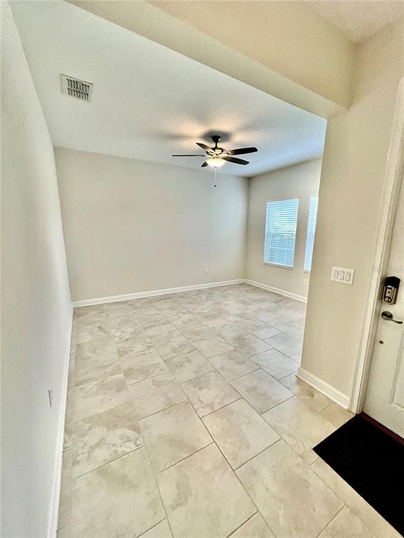 Building Photo - 1498 Bunker Dr