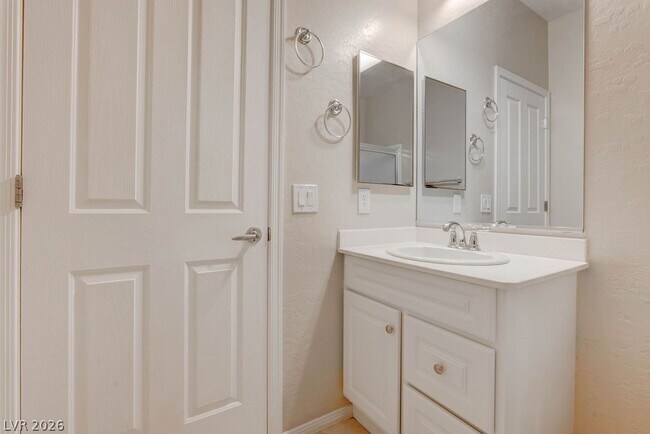 Building Photo - 2551 Moonlight Valley Ave