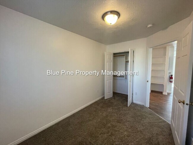 Building Photo - 139 Stockham Boulevard