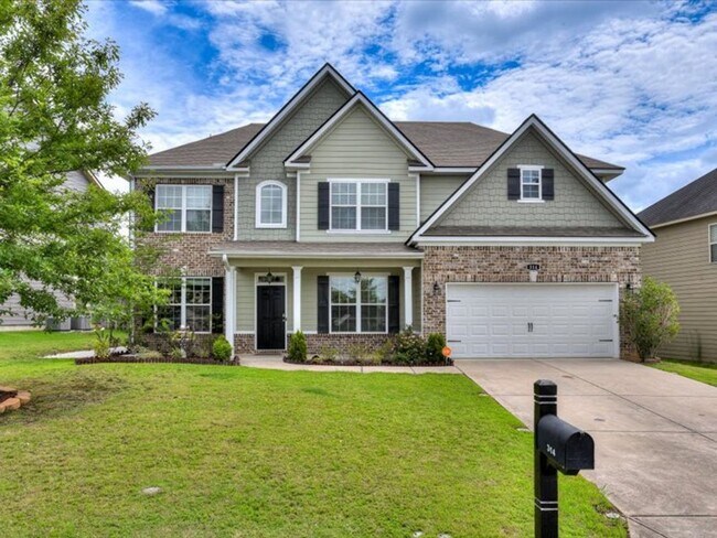 Building Photo - 5 Bedroom 3 Bath In Evans!