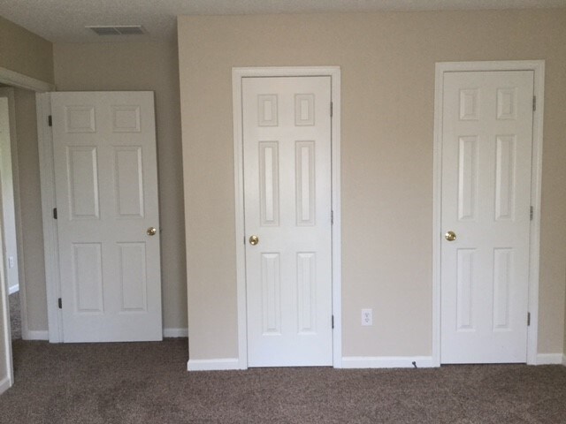 Building Photo - 6514 Highland Oak Dr
