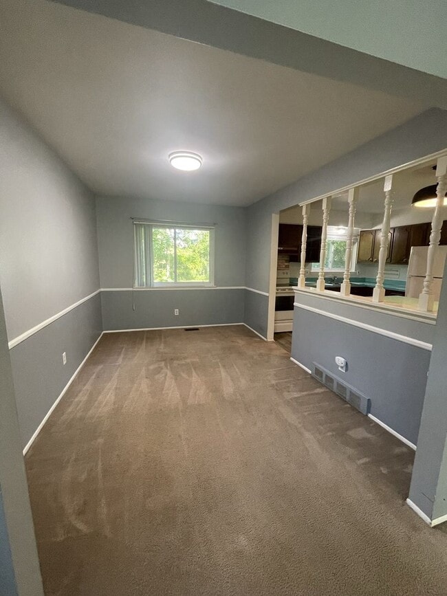 Building Photo - Spacious Four Bedroom Home Available Summer of 2026!