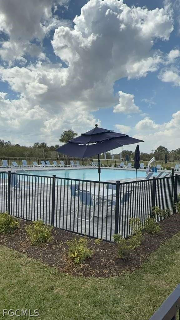 Building Photo - 11918 Savanna Lks Blvd