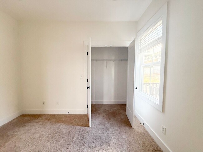 Building Photo - Modern 3-Bedroom Home with Flex Room and Resort-Style Amenities at Highbury