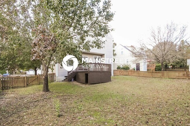 Building Photo - 208 McCarthy Dr