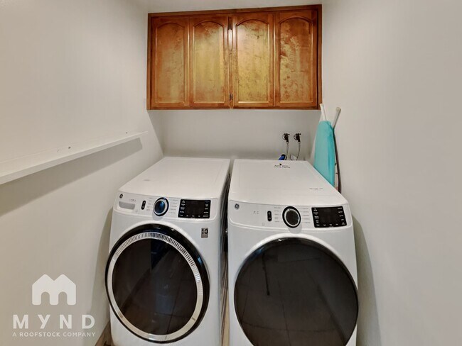 Building Photo - 990 Tera Ct