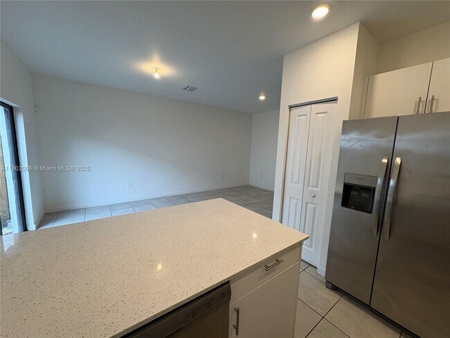 Building Photo - 11858 SW 246th Ln