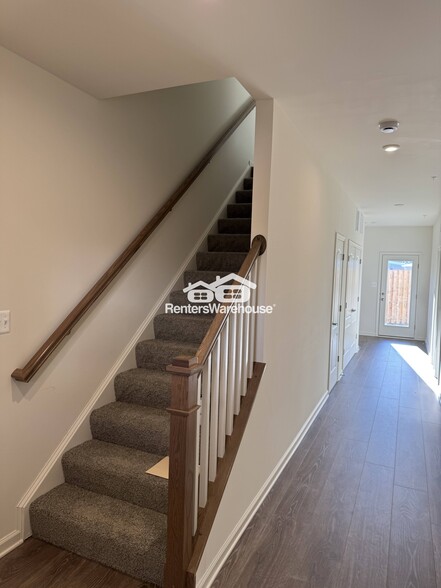 Building Photo - 8206 Longford Rd