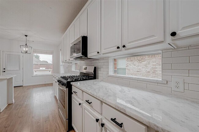 Building Photo - 20802 Louetta Oak Dr