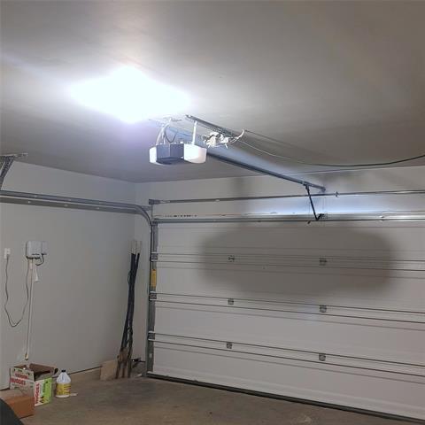 Building Photo - 1213 Wildflower St