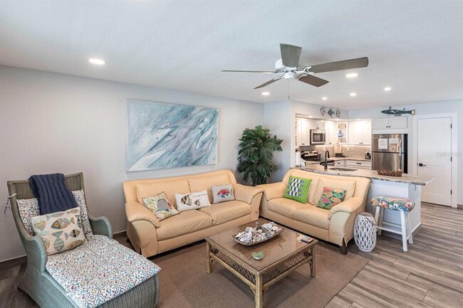 Building Photo - 6154 Midnight Pass Rd