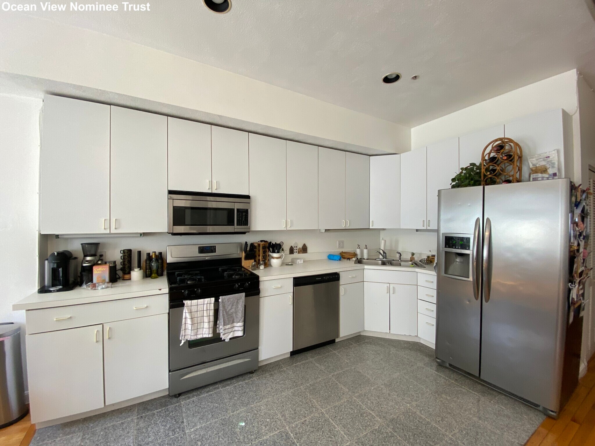 Building Photo - 240 Hanover St