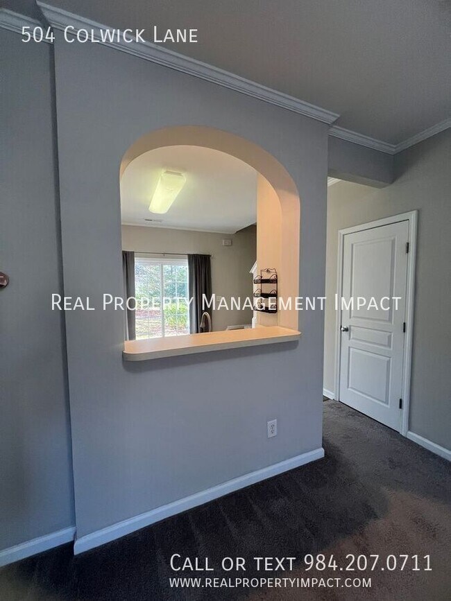 Building Photo - 504 Colwick Ln