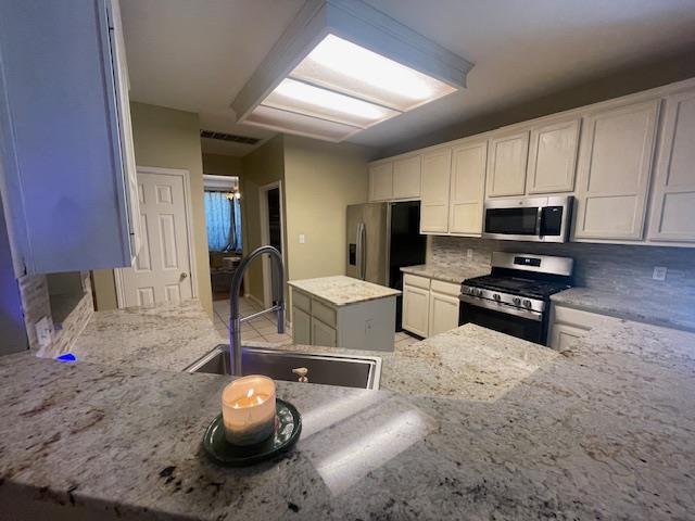Building Photo - 3013 Sussex Gardens Ln