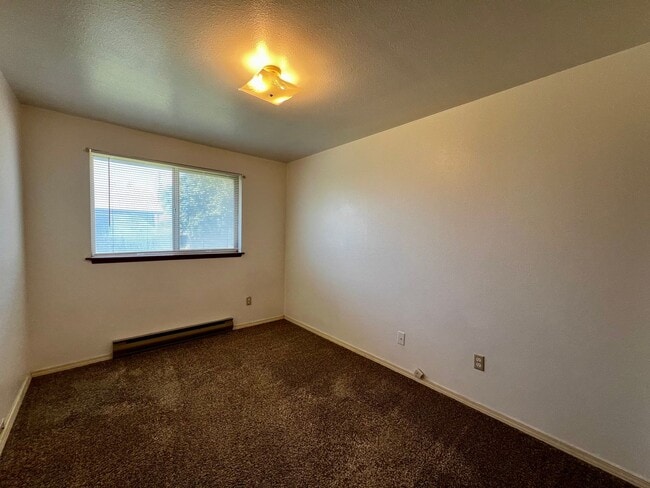 Building Photo - Non-Refundable & Security Deposit Total: $...