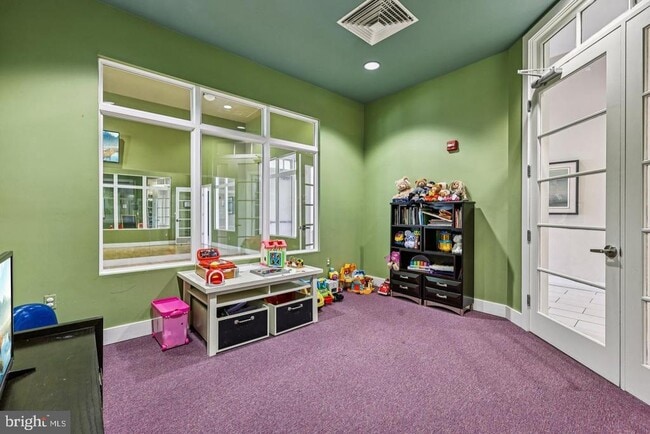 Building Photo - 19441 Promenade Dr