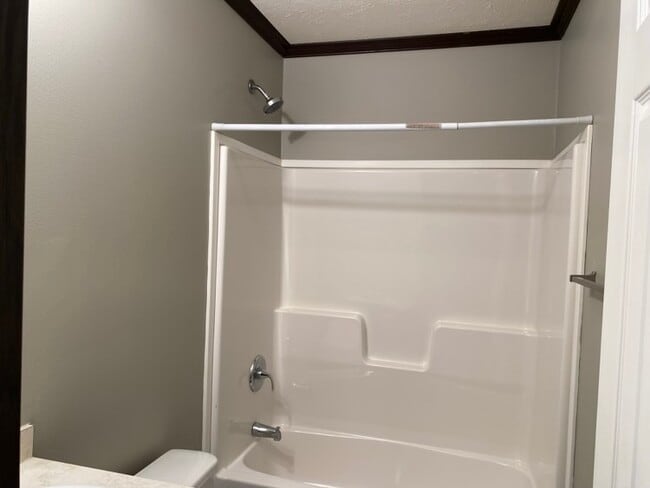 Building Photo - 10694 State Rte 762