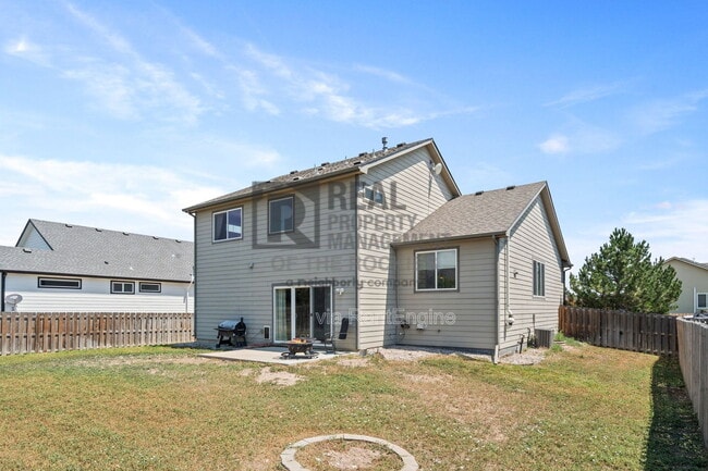 Building Photo - 7235 Andover St