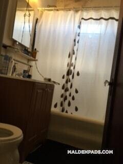 Building Photo - 349 Pleasant St