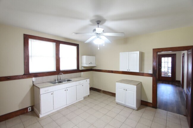Building Photo - New On The Market!! Will not last long at this price. Better Hurry!!