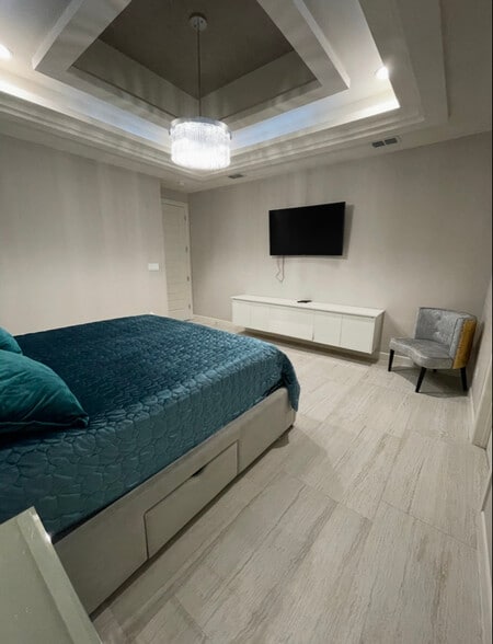 Building Photo - 3506 Featherie St