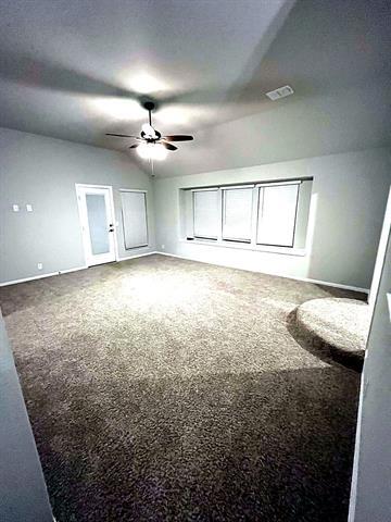 Building Photo - 2909 Parkwood Cir