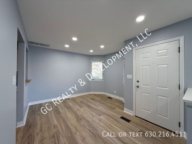 Building Photo - 1227 Ranchview Ct