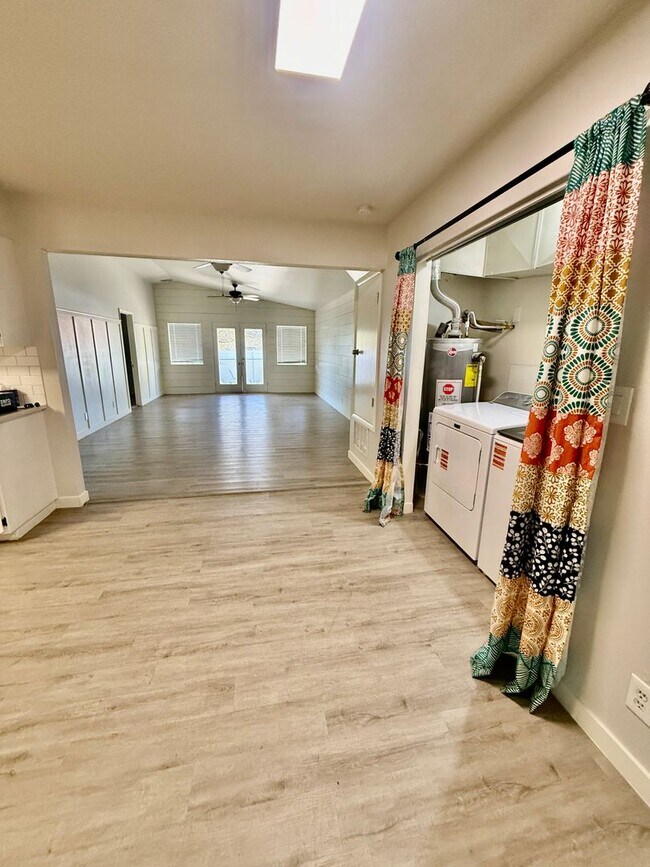 Building Photo - Pet-Friendly 4-BR Home in Santa Clara with RV Parking