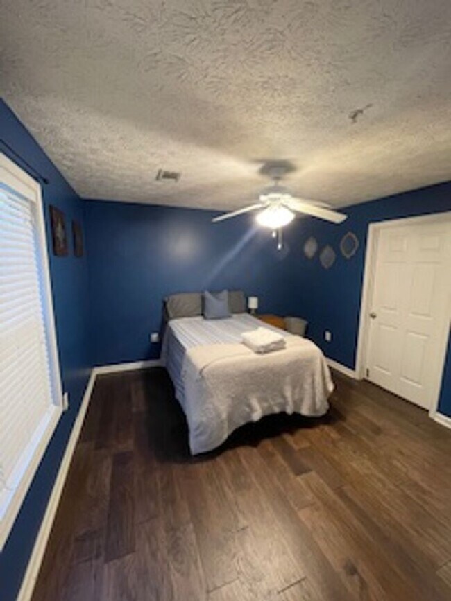 Building Photo - Southern Edge Condo