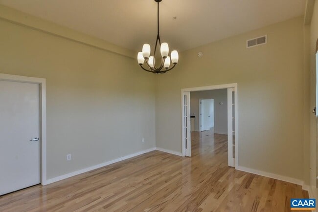 Building Photo - 200 Douglas Ave