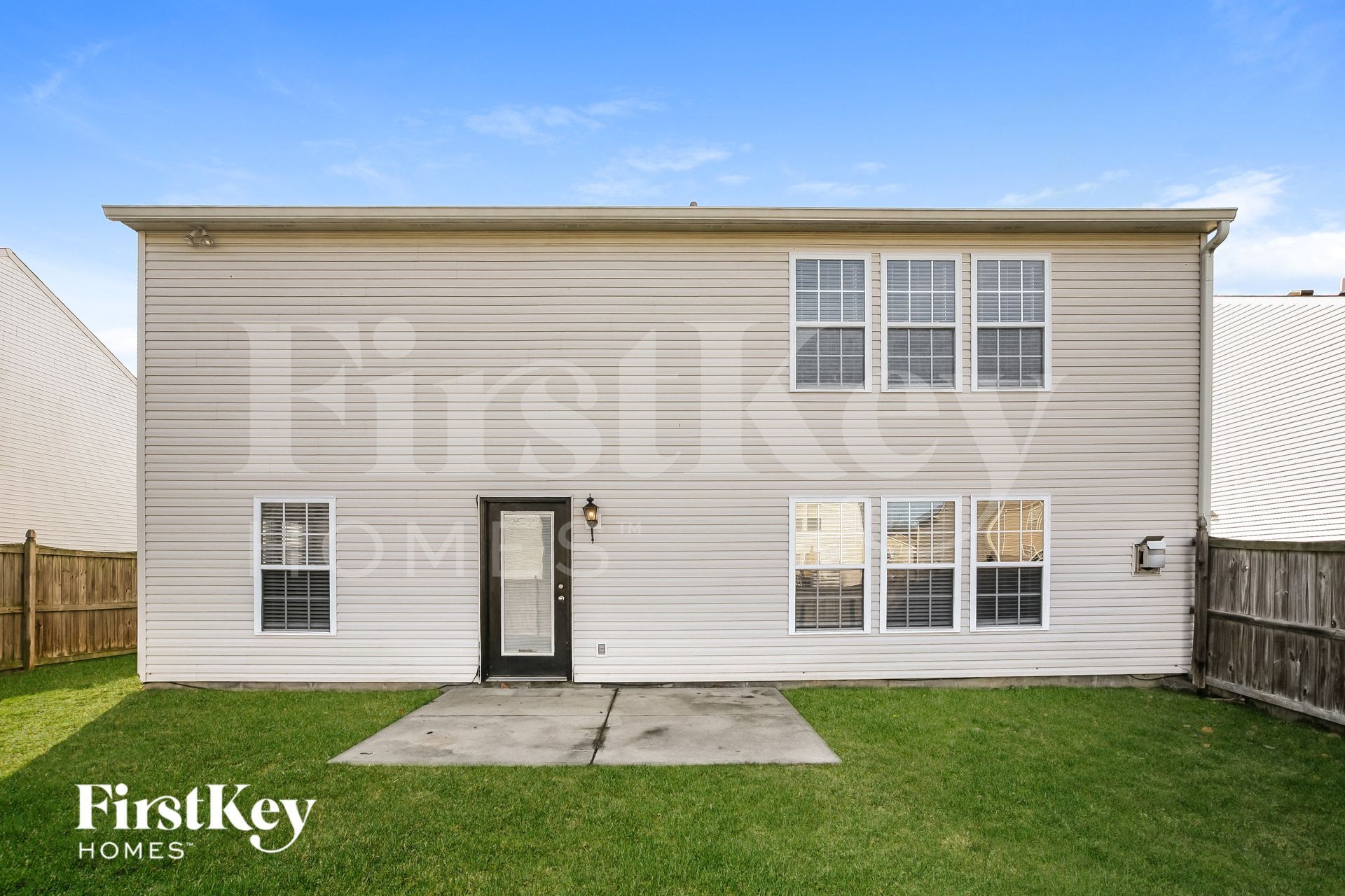 Building Photo - 8744 Orchard Grove Ln