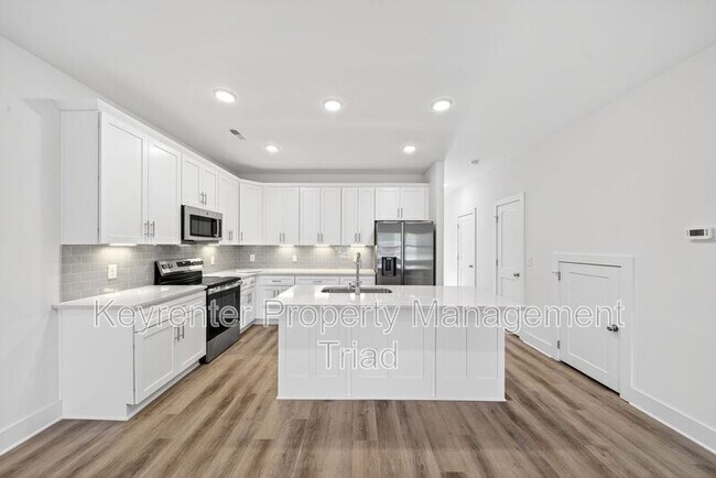 Building Photo - 3611 Bridleton Ridge Trail