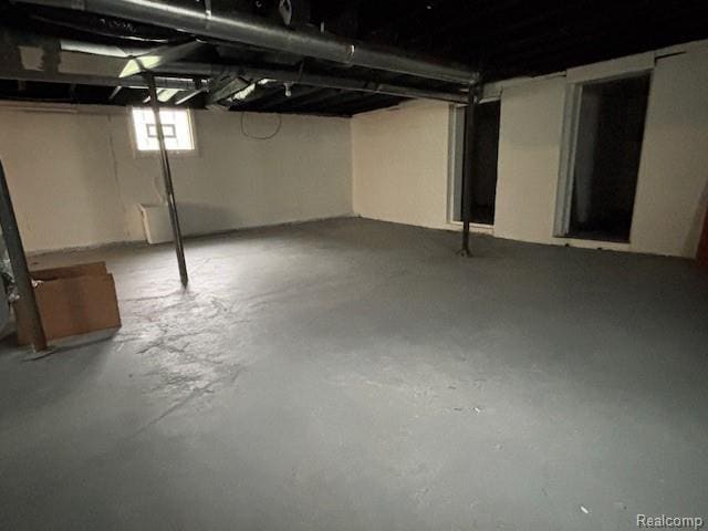 Building Photo - 18120 Frazho Rd