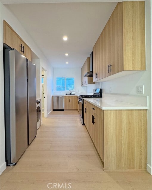 Building Photo - 800 Rosemont Ave