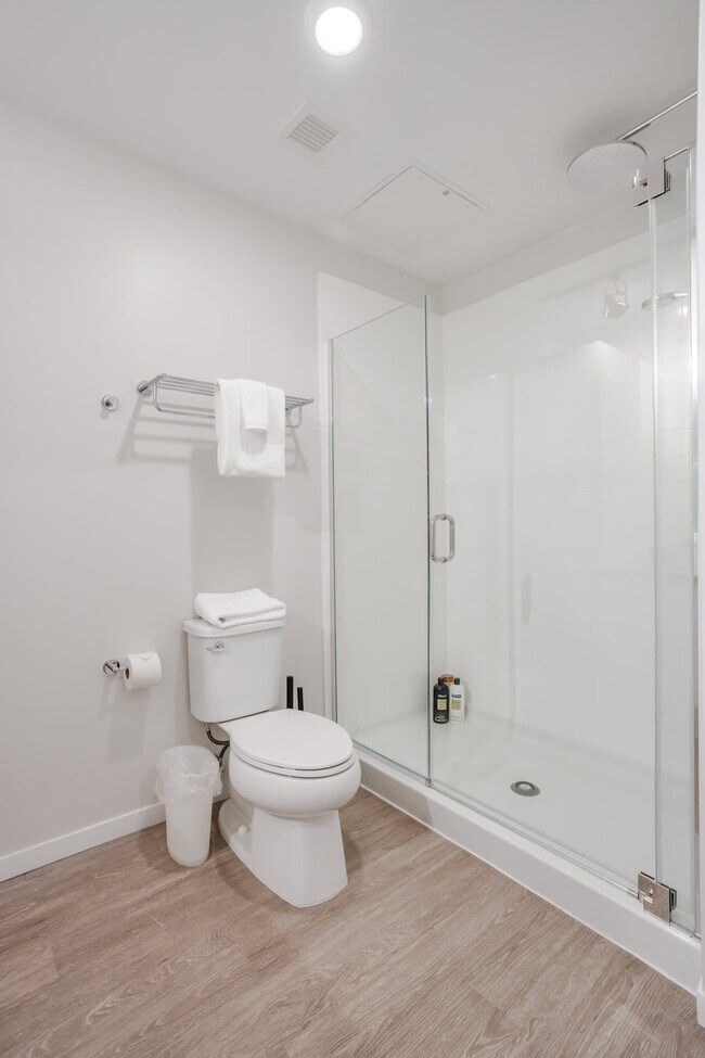 Building Photo - 9-JAN-JAN E 4th St