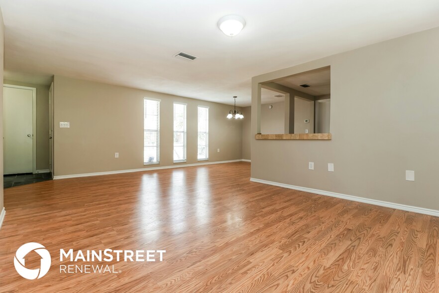 Building Photo - 8101 Brown Pelican Ave
