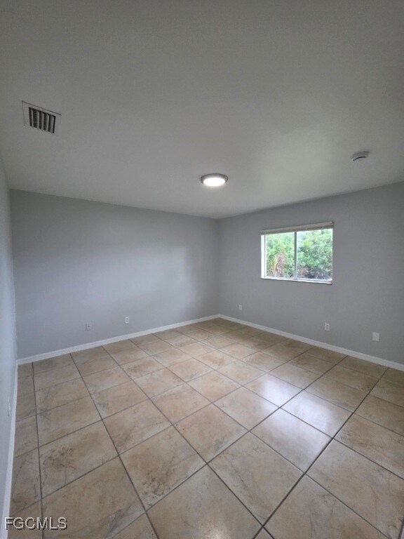 Primary Photo - 2410 Joe Ave S