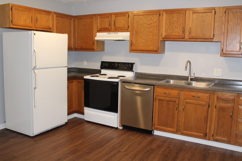 Building Photo - 703 Fall St