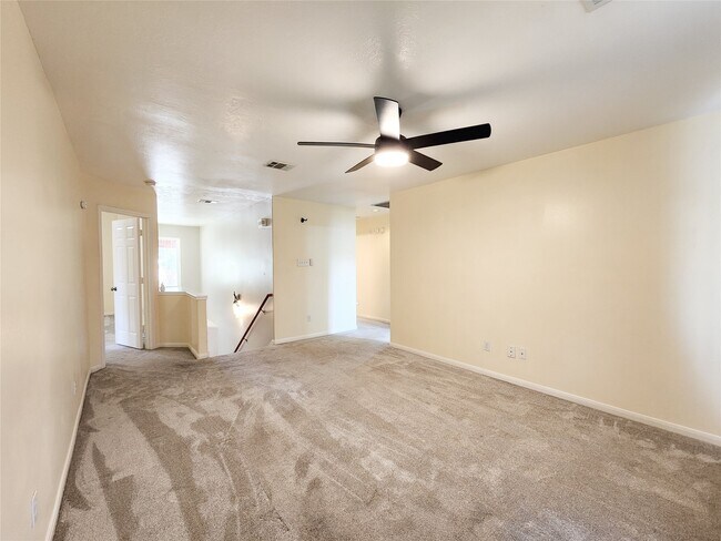 Building Photo - 7206 Bethany Bay Dr