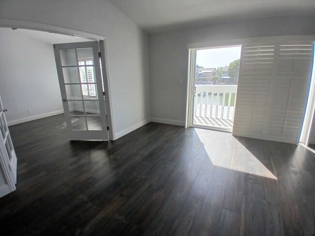 Building Photo - 180 Pelican Loop