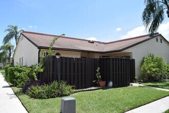 Building Photo - 3703 Waterview Cir