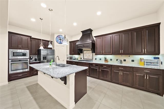 Building Photo - 6904 Denali Dr