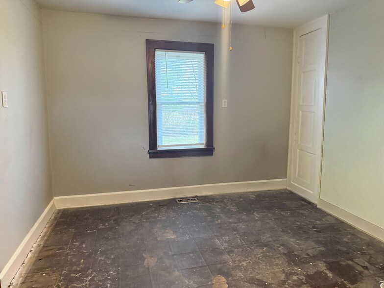 Building Photo - 6508 S County Road 0