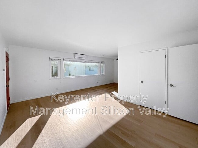 Building Photo - 3013 Magliocco Dr