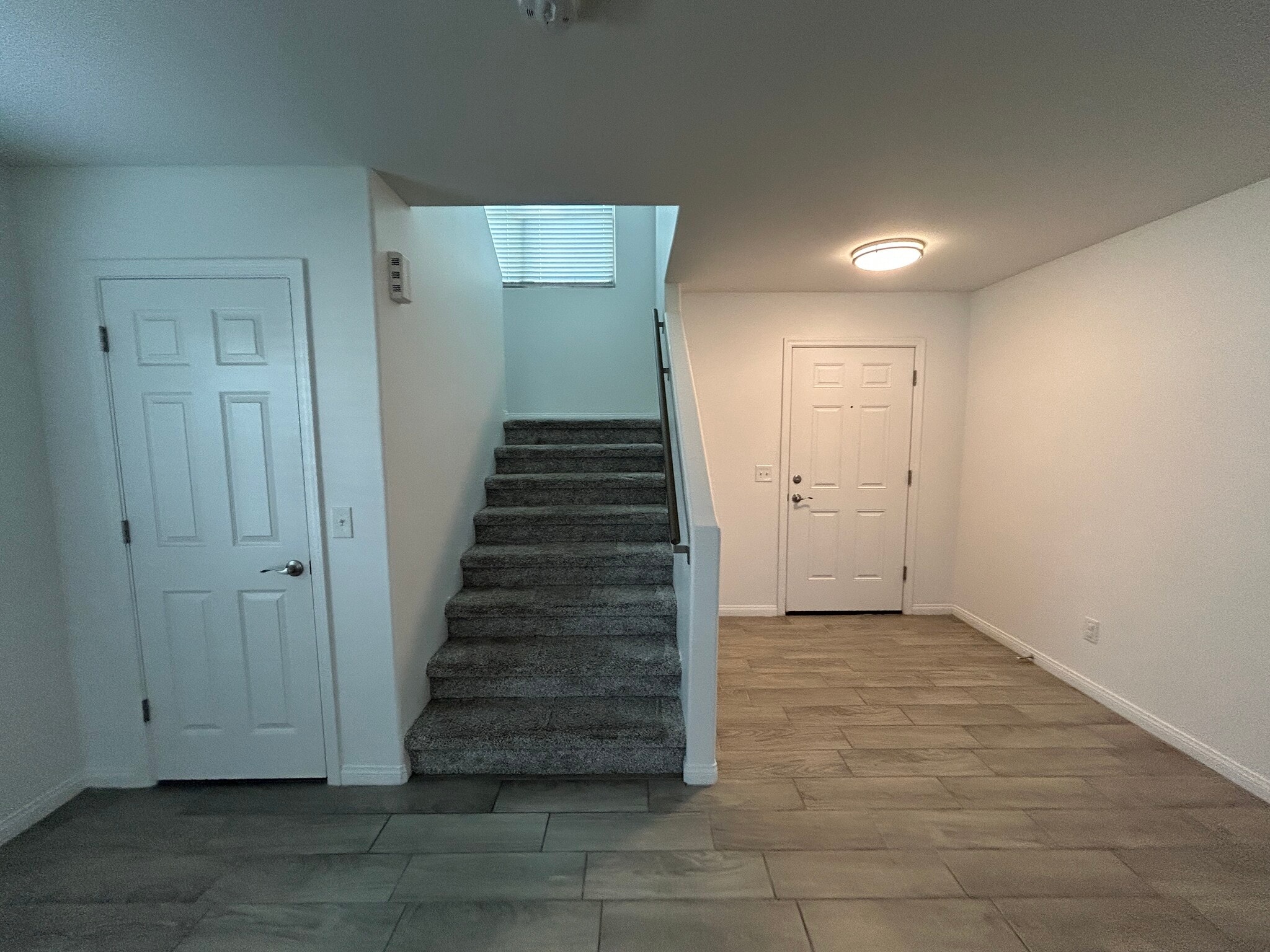 Building Photo - 9208 W Coolidge St