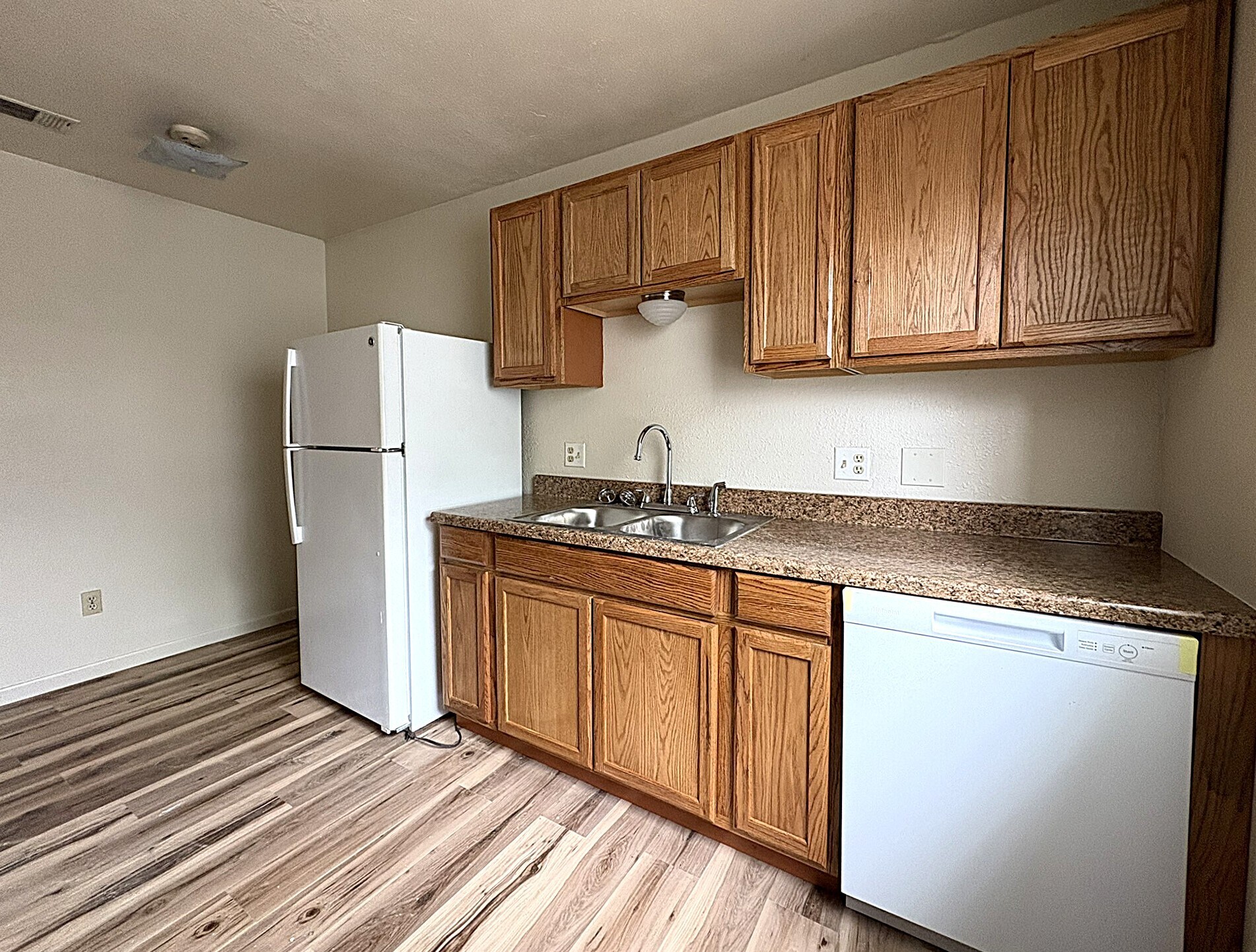 Building Photo - 207 Northern Dove Ln