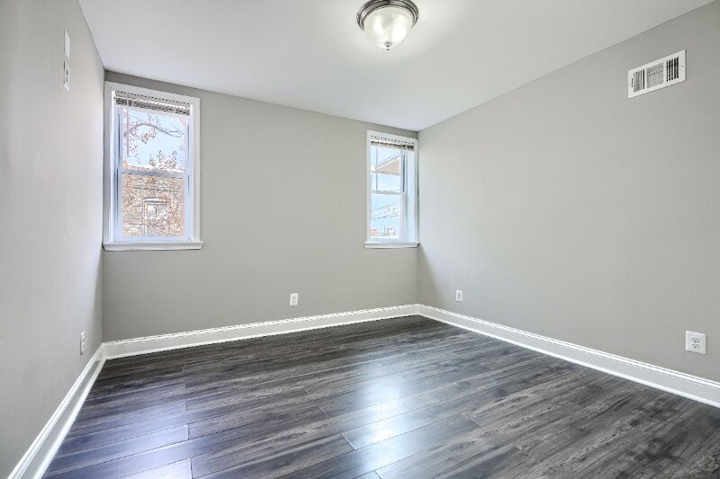 Building Photo - 2514 Jefferson St