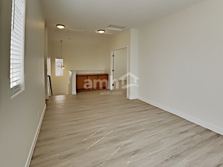 Building Photo - 8928 Cambridge Glen Ct