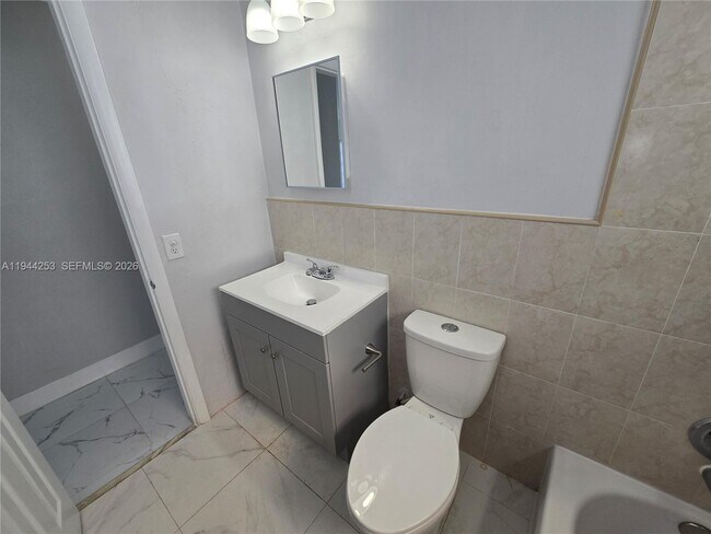 Building Photo - 1320 NE 211th Terrace