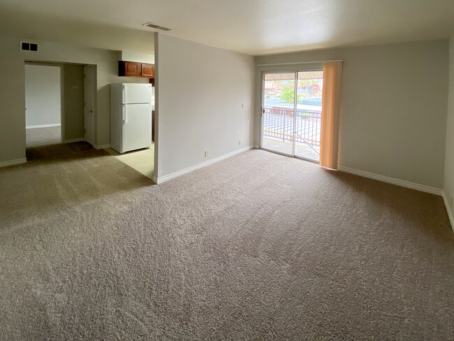 Primary Photo - 1 Bedroom condo in guard gated community w...